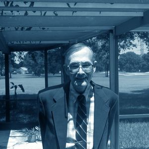 Meet your Posher, Lawrence